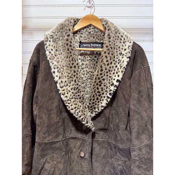 Wilson’s Leather Suede Jacket W/Faux Fur Collar, Sleeve Cuffs & Interior Size XL - Picture 3 of 11